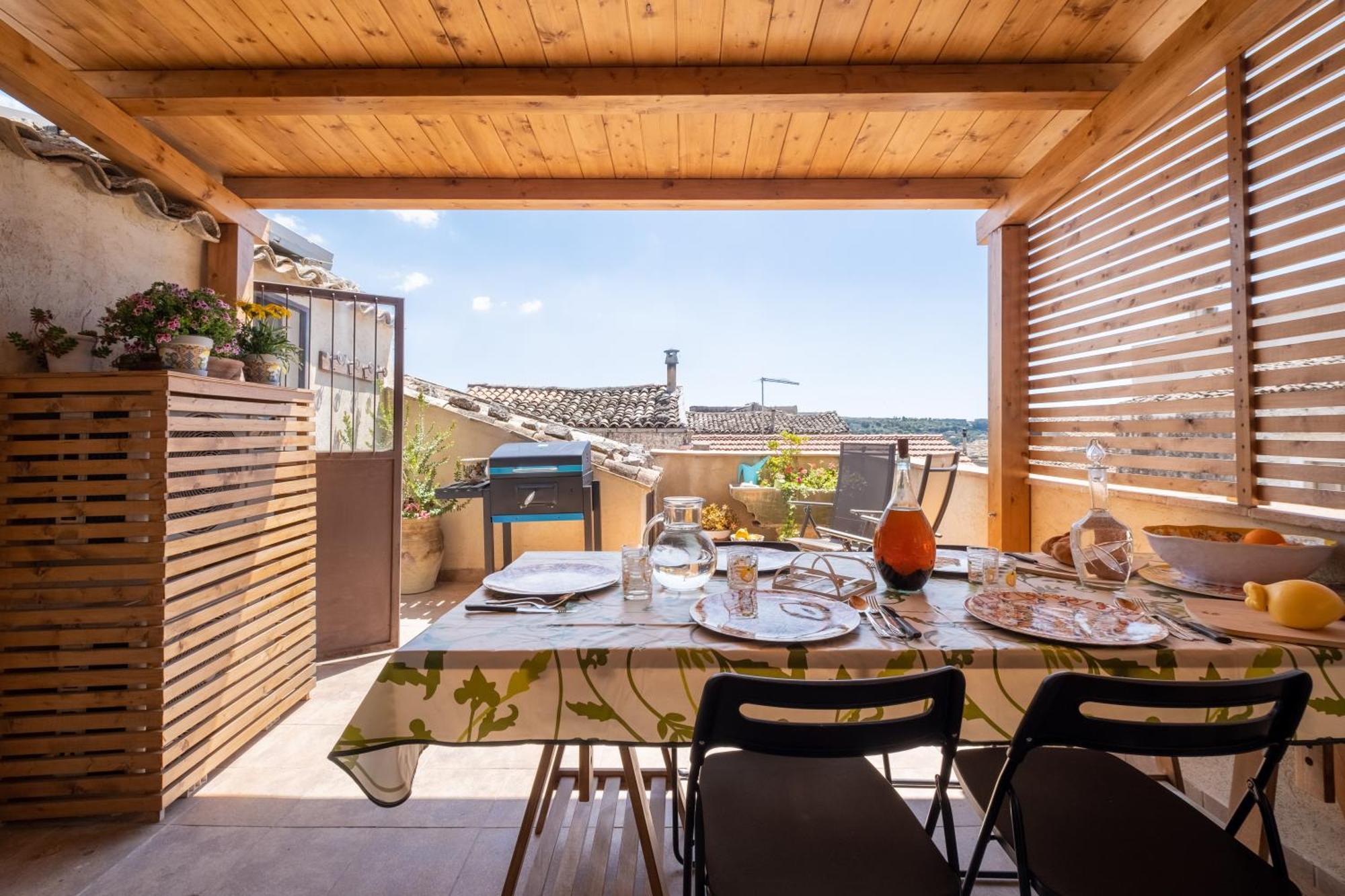 Si-Moutique Le Case Degli Avi Barocche, Con Terrazza Panoramica موديكا المظهر الخارجي الصورة