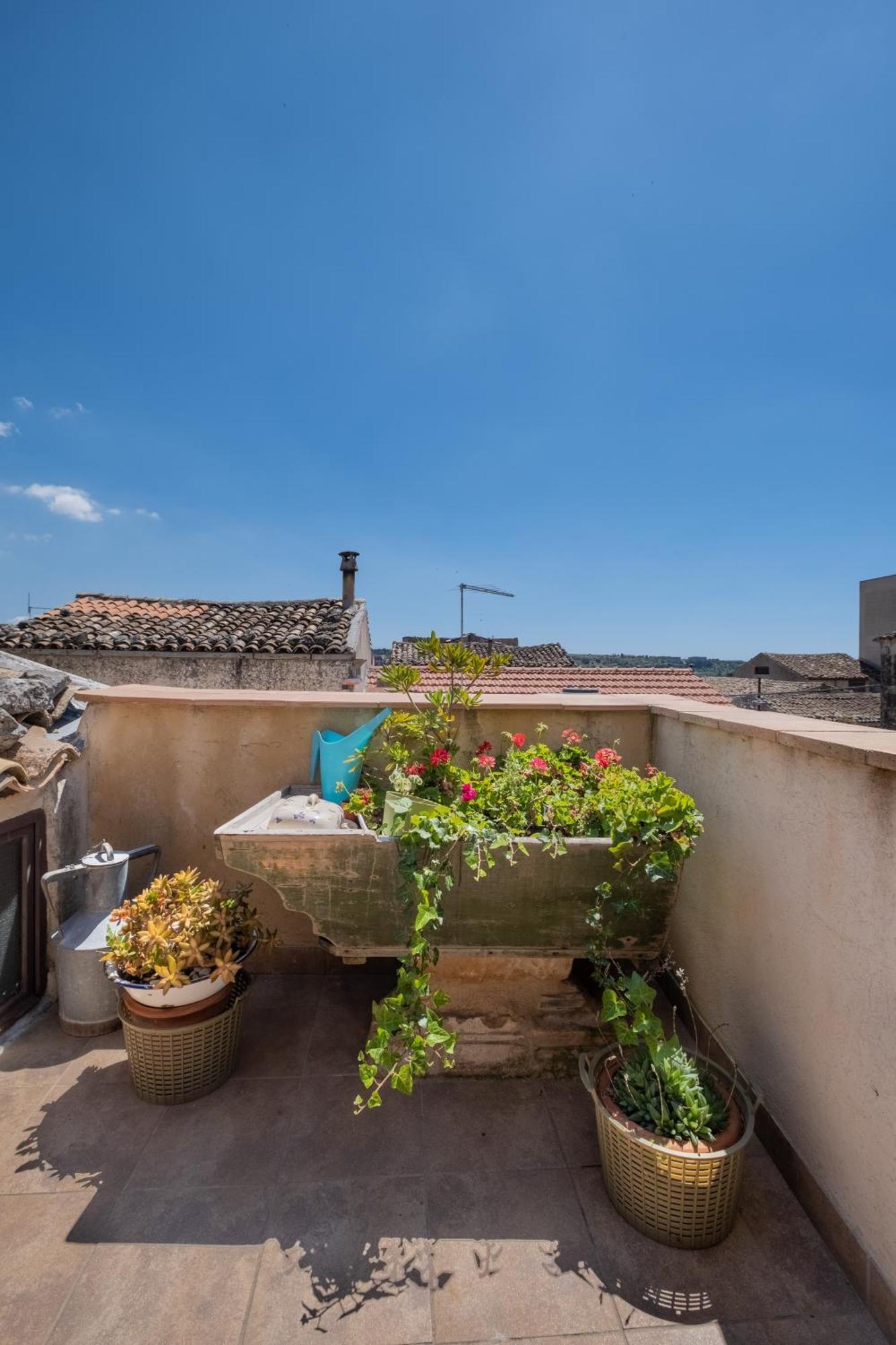 Si-Moutique Le Case Degli Avi Barocche, Con Terrazza Panoramica موديكا المظهر الخارجي الصورة